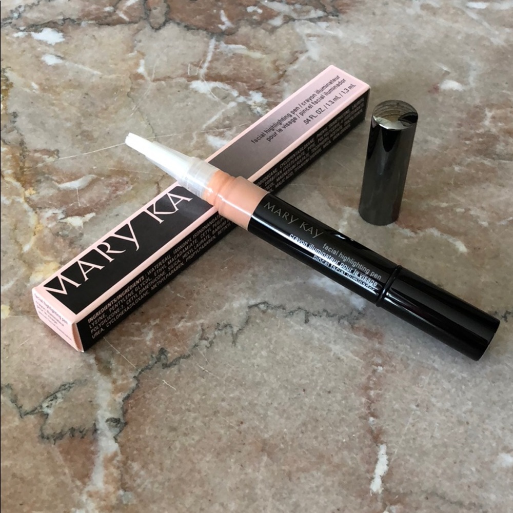 NIB Mary Kay Shade 3 Facial Highlighting Pen